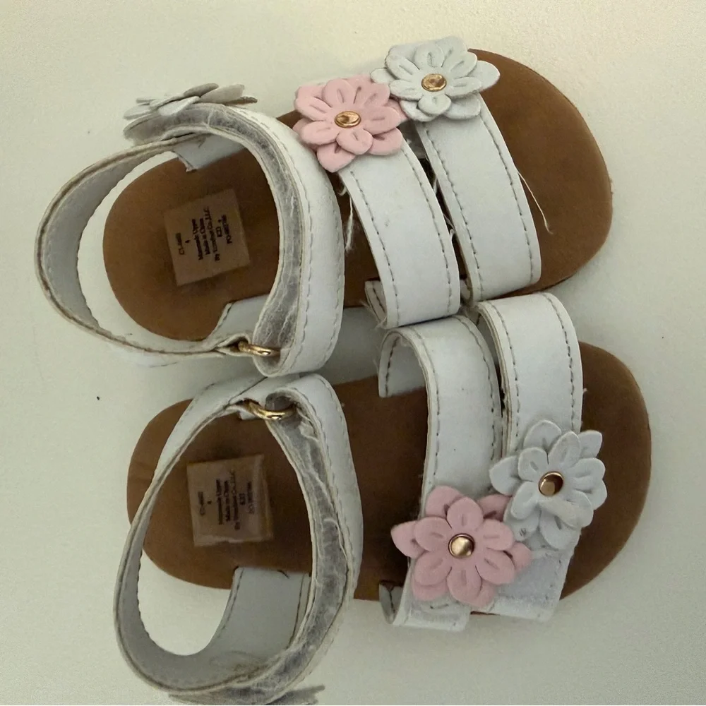 White Floral Accent Baby Sandals